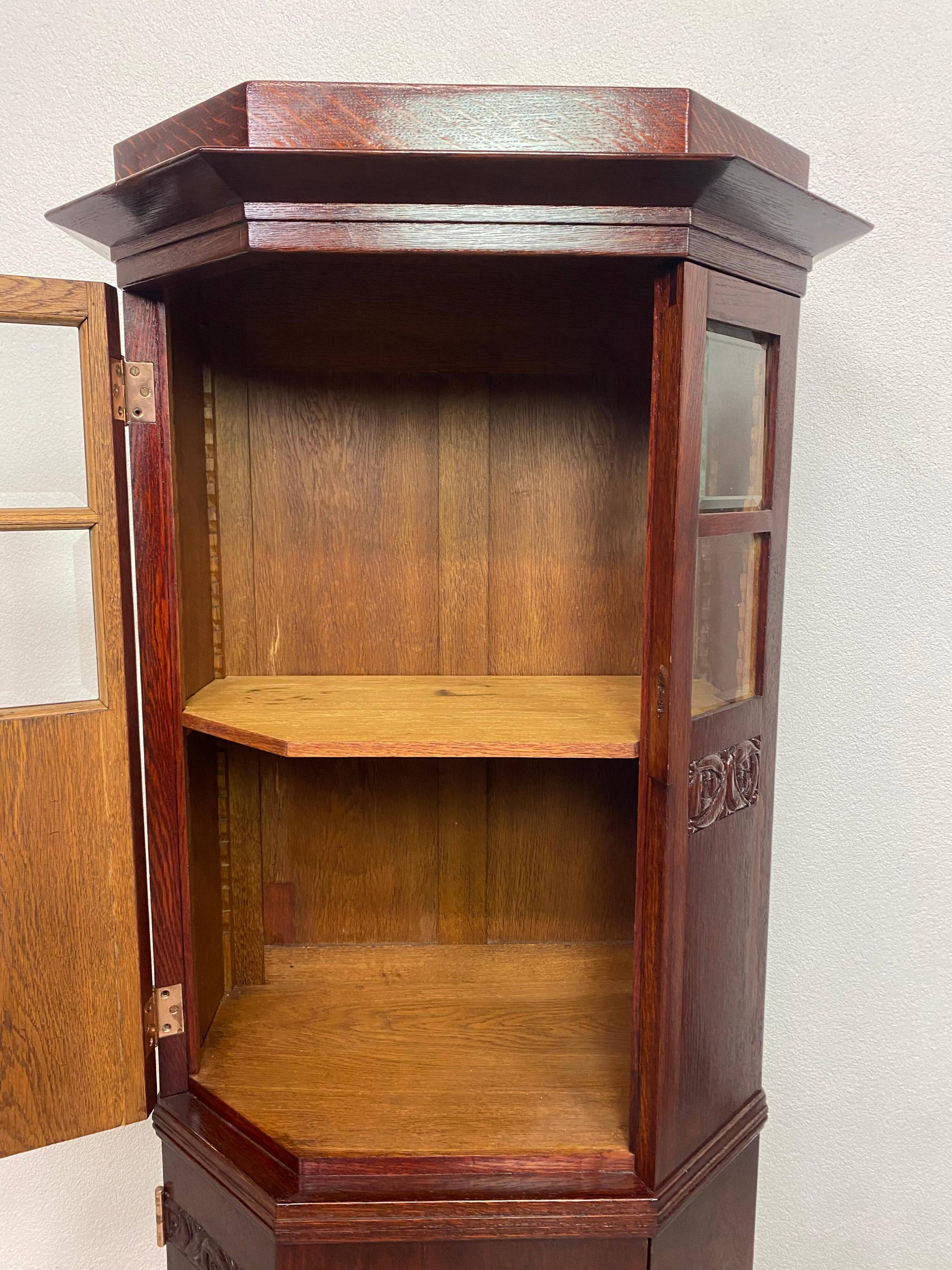 Vitrines Jugendstil dans le style de Joseph Maria Olbrich