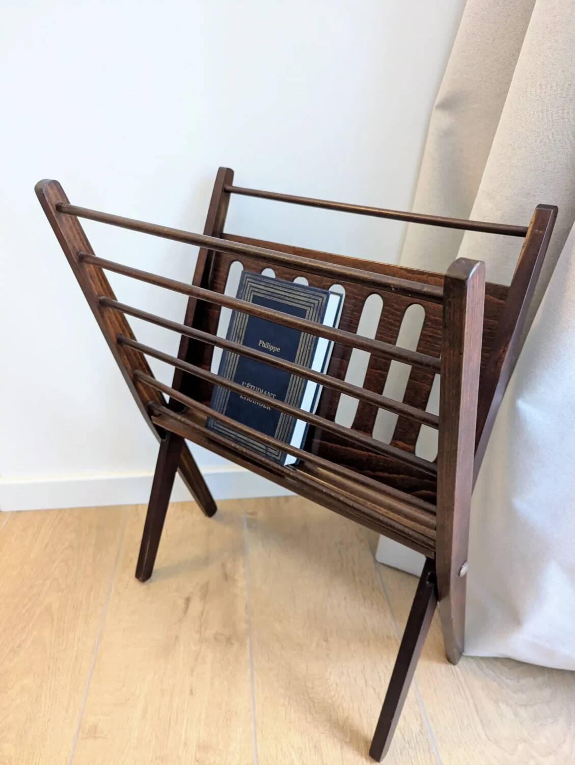 Vintage wooden magazine rack with Scandinavian design