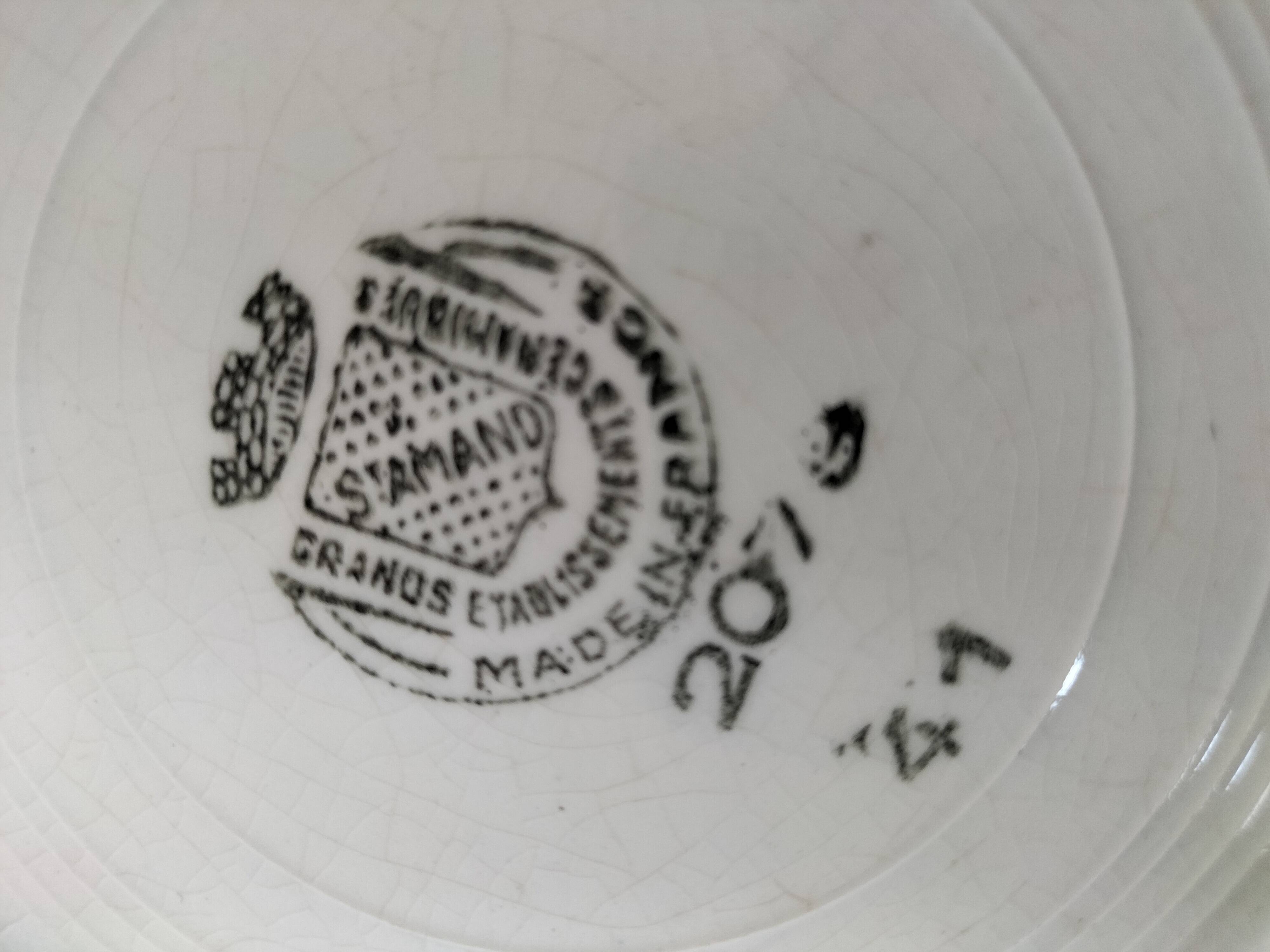 Set of 9 earthenware soup plates – Saint-Amand, decor no. 207 (1941)