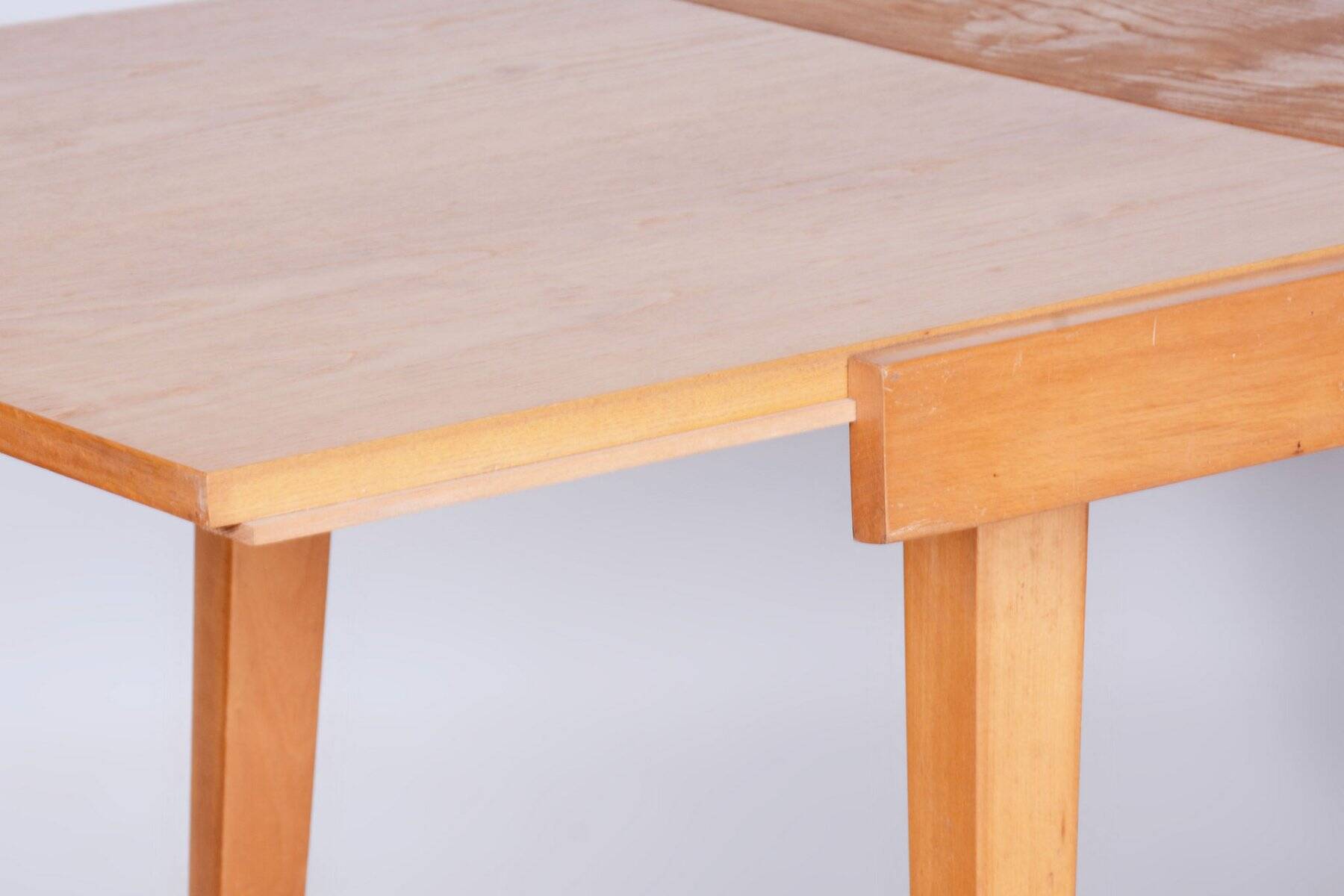 Mid-Century Czech Extendable Table in Beech and Ash attributed to Tatra Pravenec, 1950s