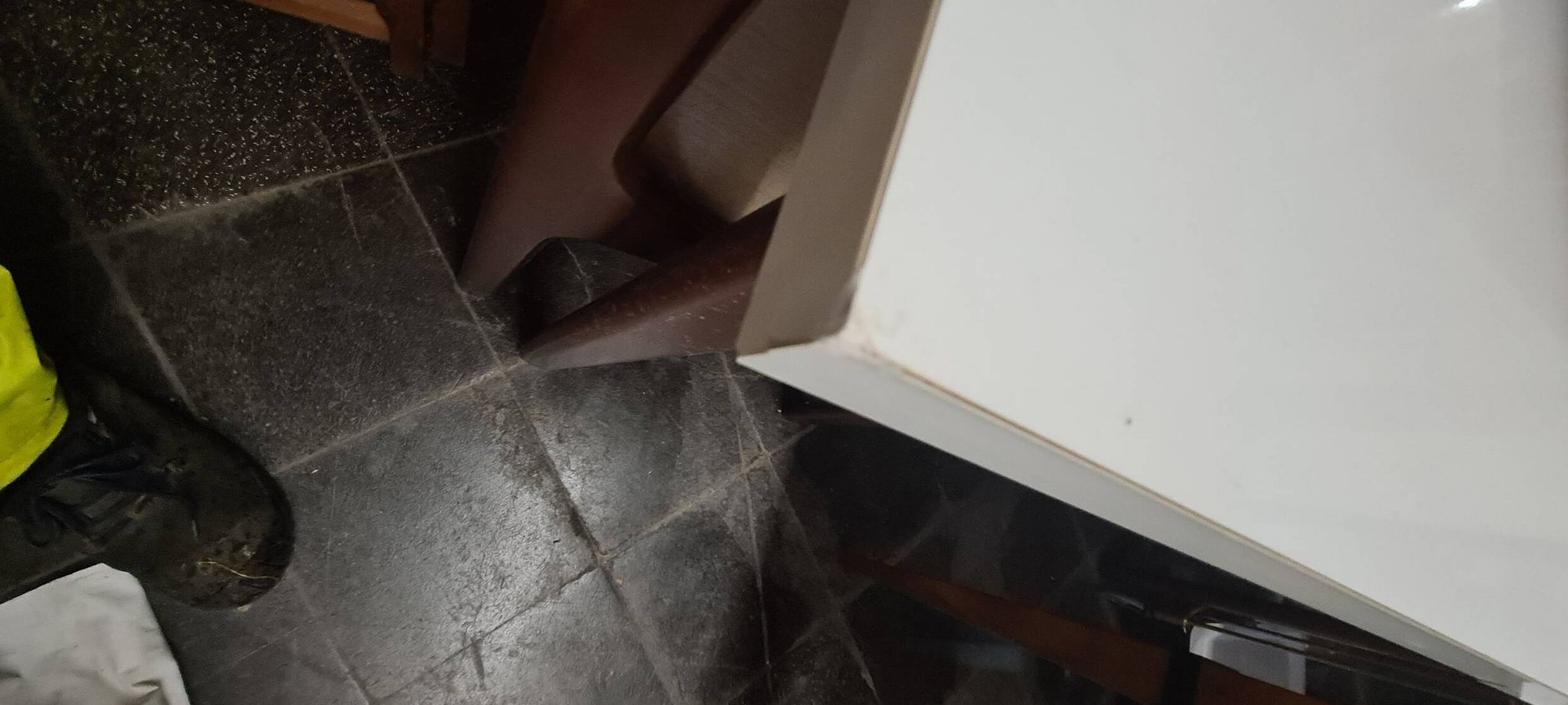 Table à manger vintage et chaises