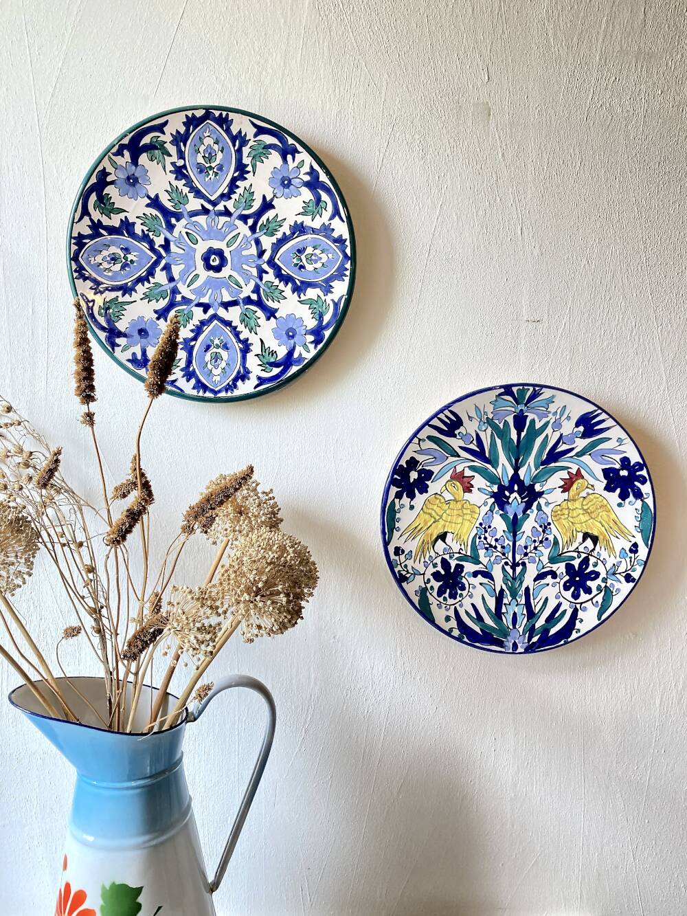 Pair of decorative ceramic plates from Nabeul, 1960s-1970s.