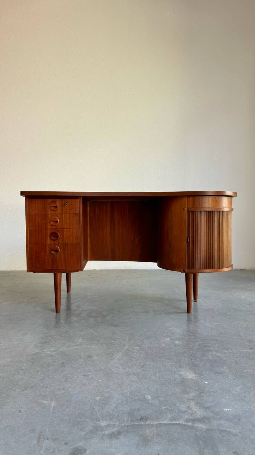 Vintage desk Kai Kristiansen with bar