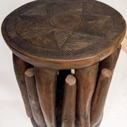 Grand Tabouret Nupe 8 pieds 50 cm– Sculpture tribale en bois massif, pièce