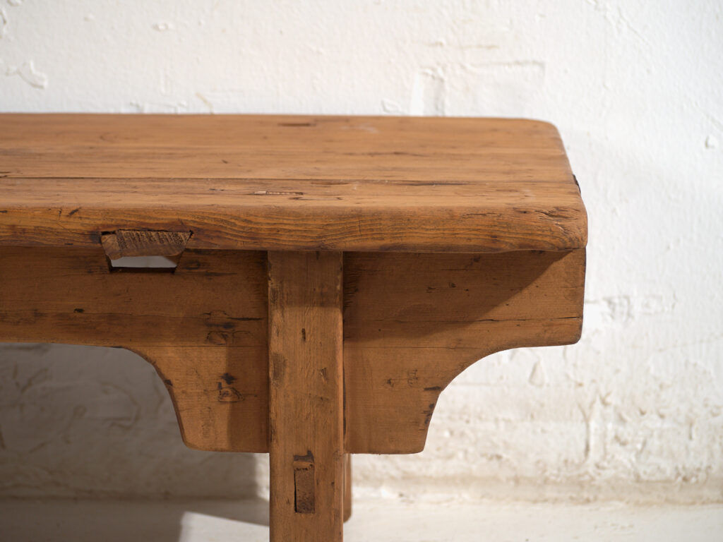 Antique pine coffee table – China, circa 1930