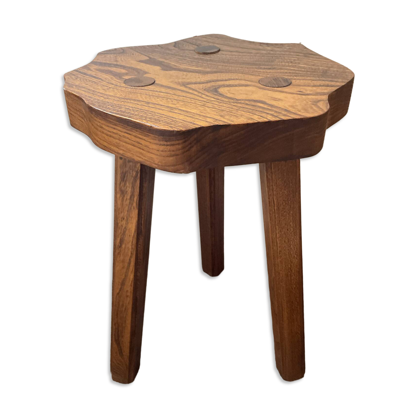 Tripod farmhouse stool in solid oak