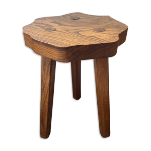 tabouret de ferme tripode
