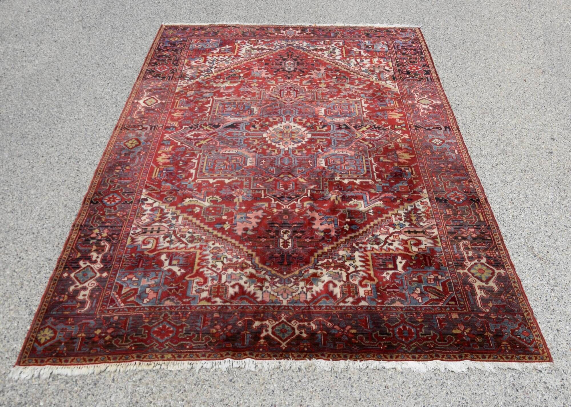 Orient Style Rug Model Hériz In Wool: 3.10 X 2.30 Meters