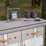 Shoe cabinet