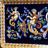 Cake dish cake Gien Renaissance blue background