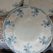 Longwy iron earth dinnerware set