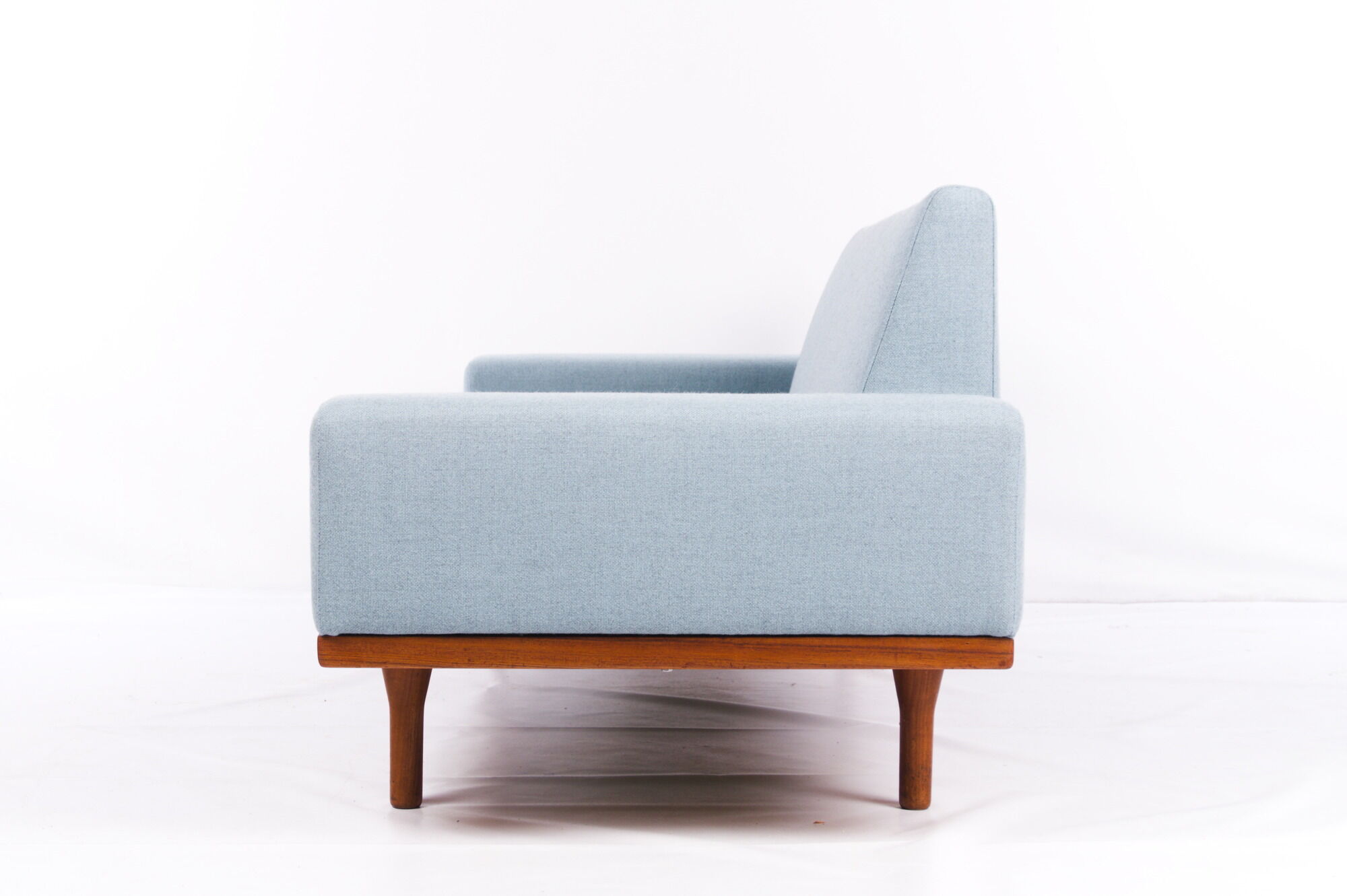 Canapé par Illum Wikkelsoe pour Sören Willadsen, vers 1960
