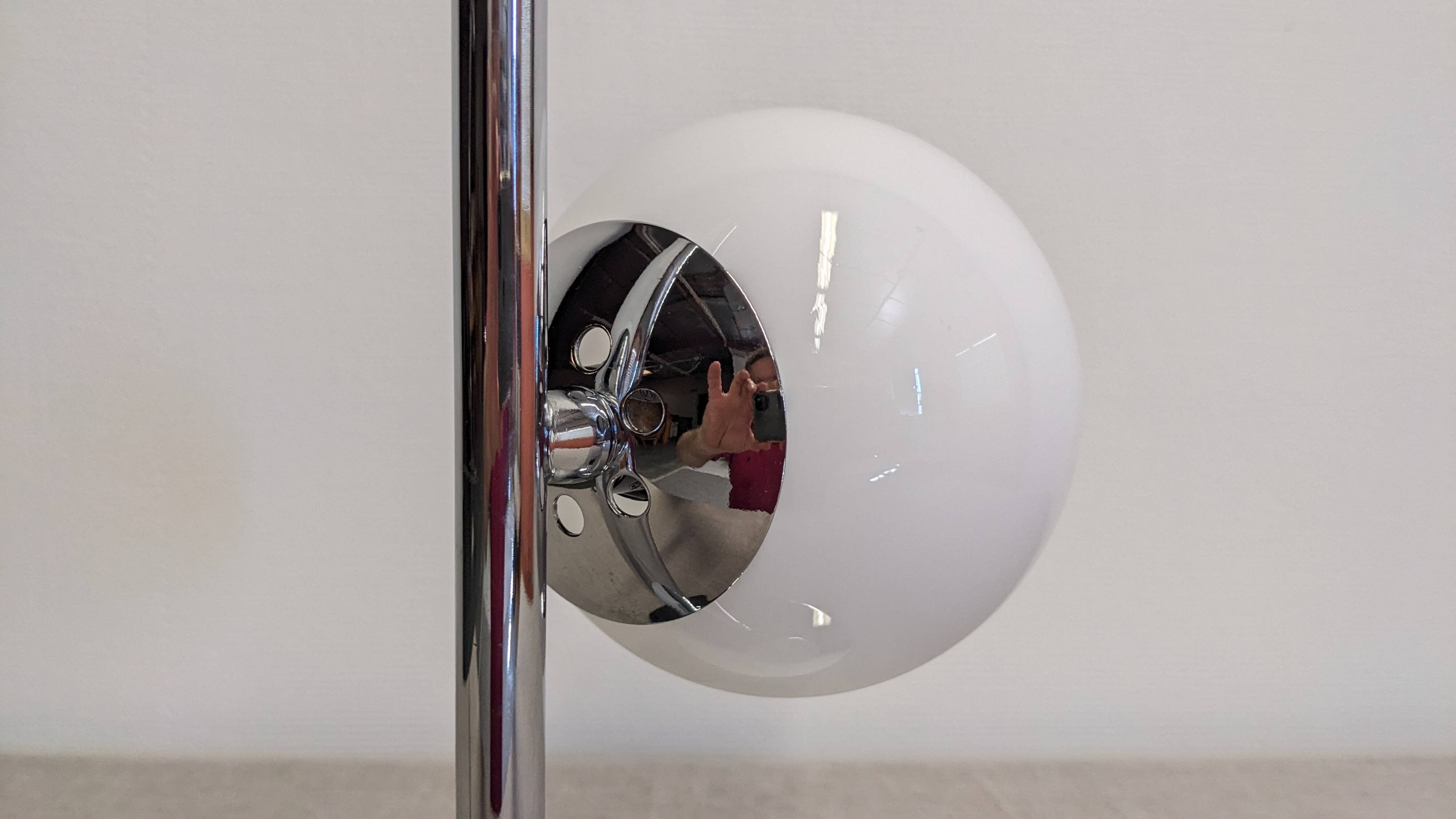 Space age lamp in white opaline from the 60s/70s