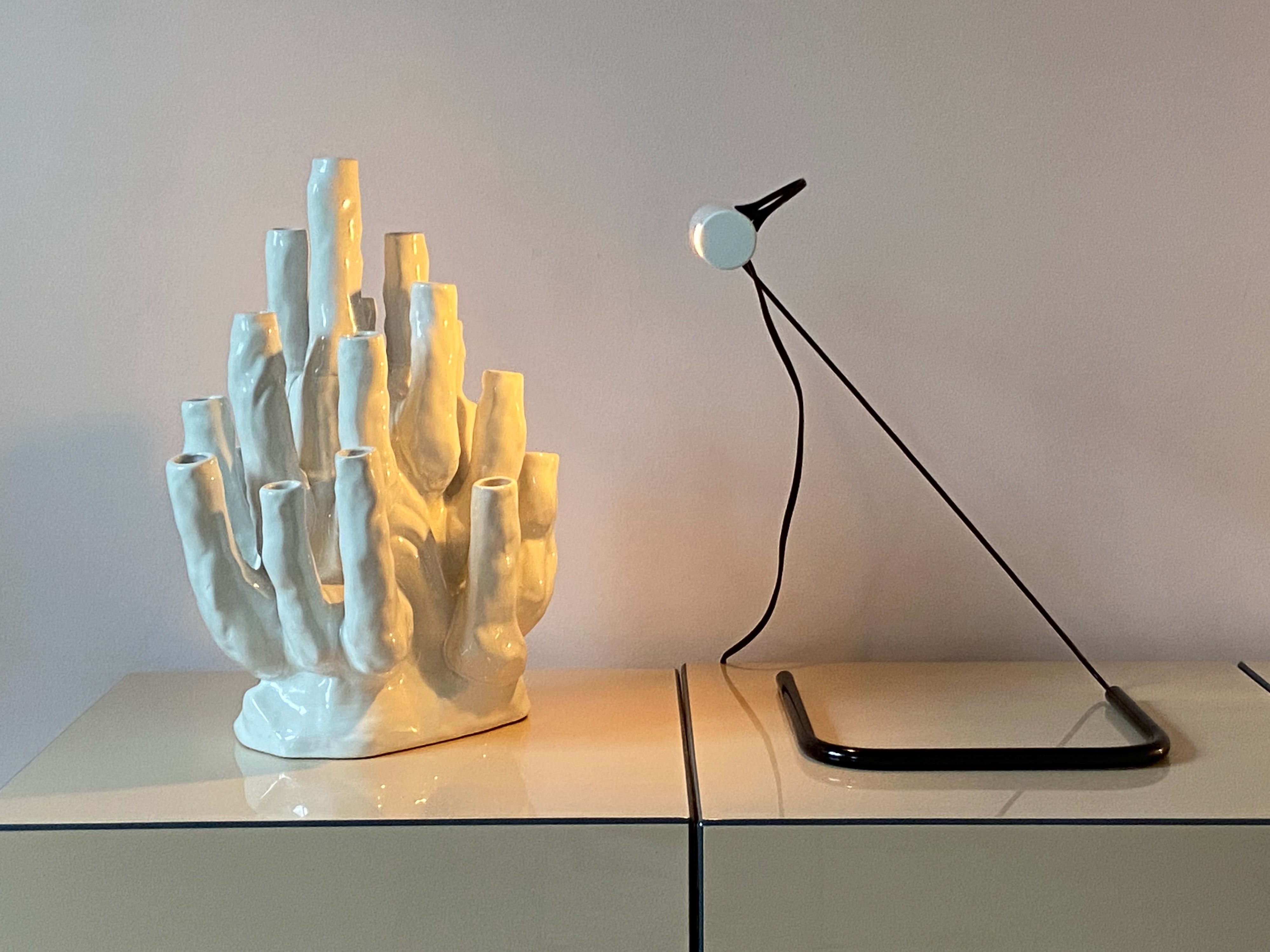 Vico Magistreti table lamp Slalom Design 1980 by Oluce Made in Italy