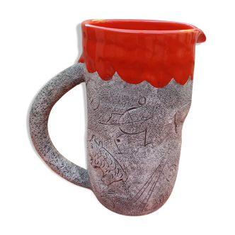 Ceramic pitcher in the 1950s