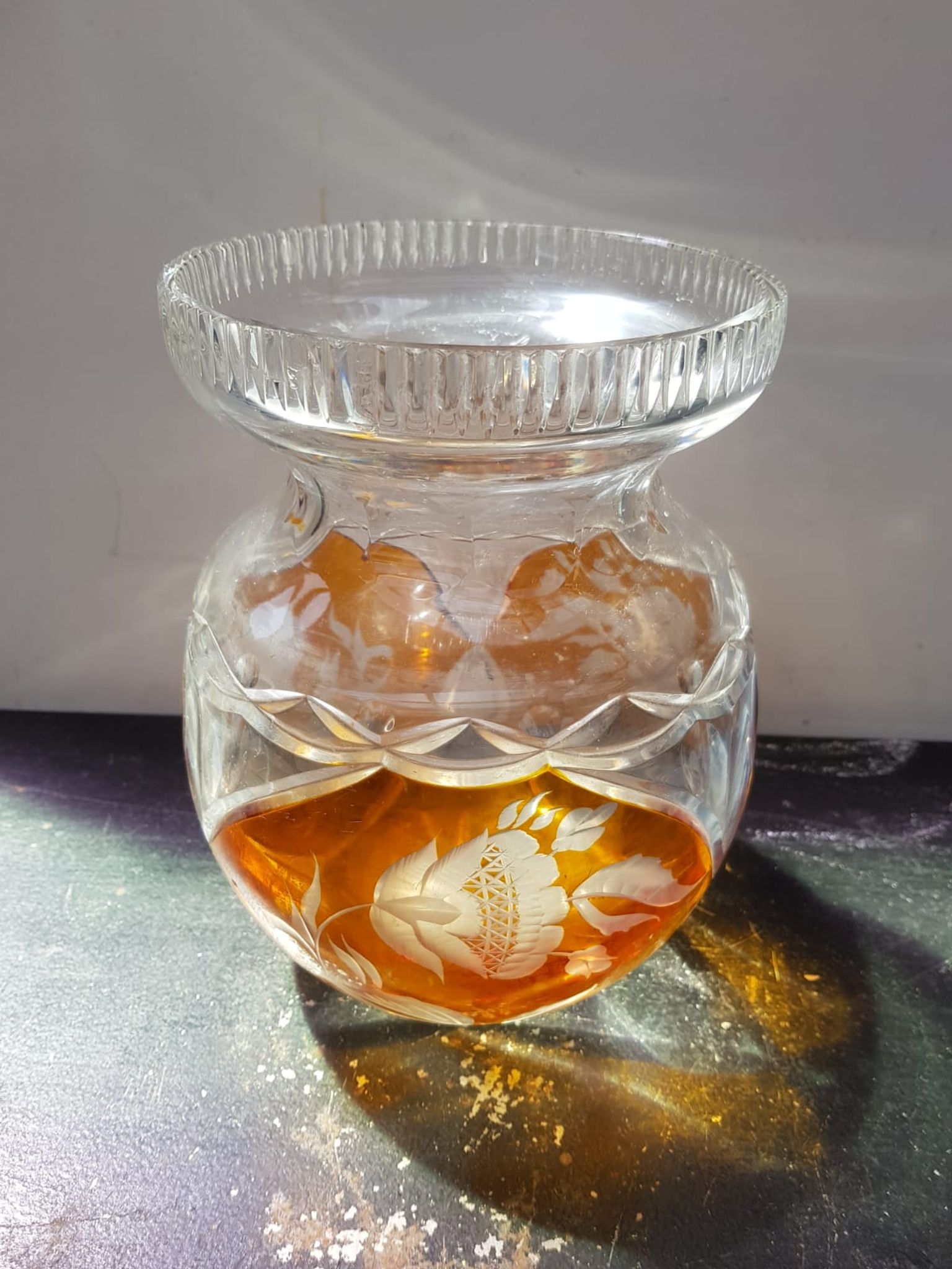Ancien Vase Cristal Taillé Transparent & Orange Décor Fleurs Vintage