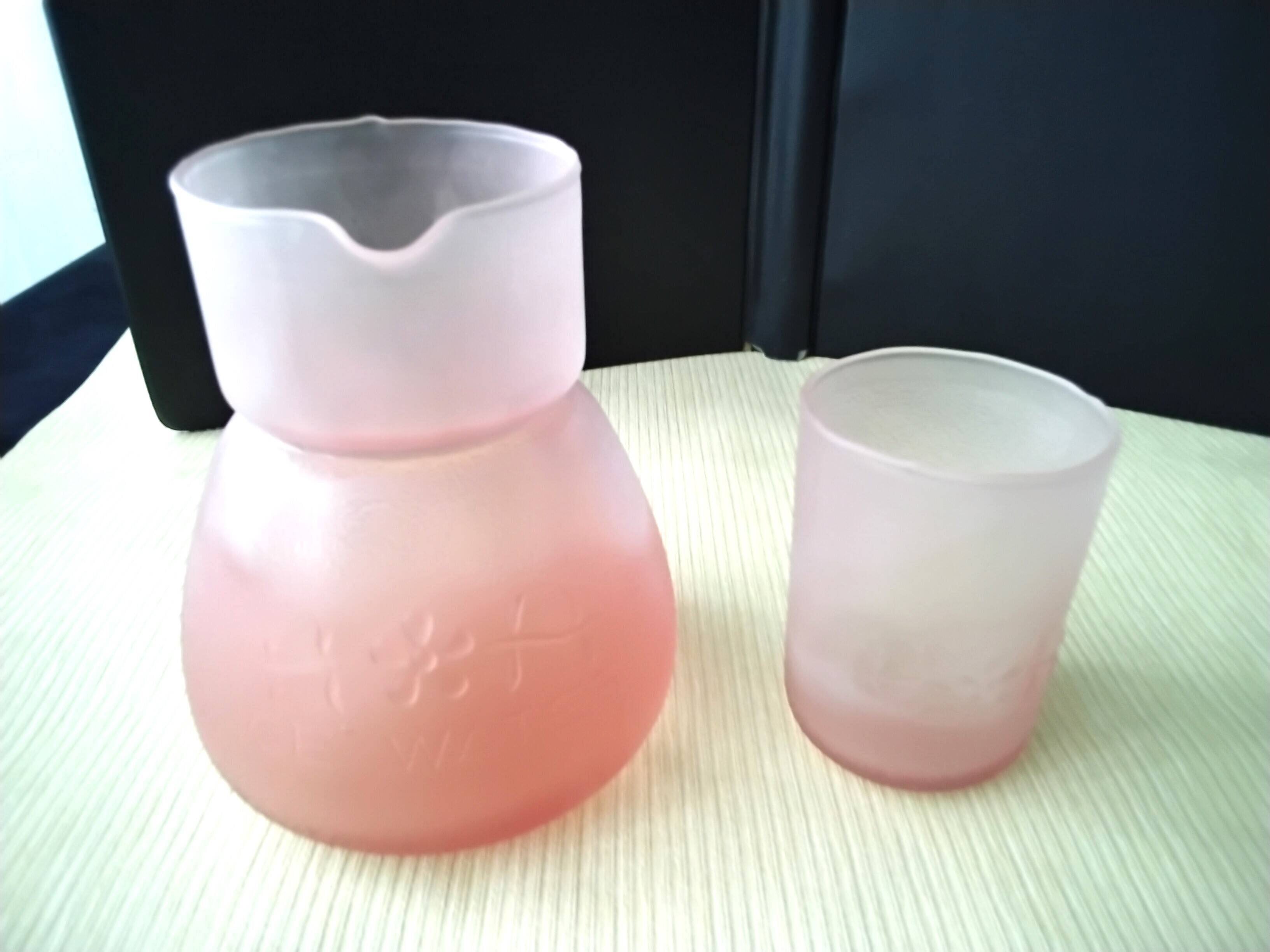 Frosted glass night servant