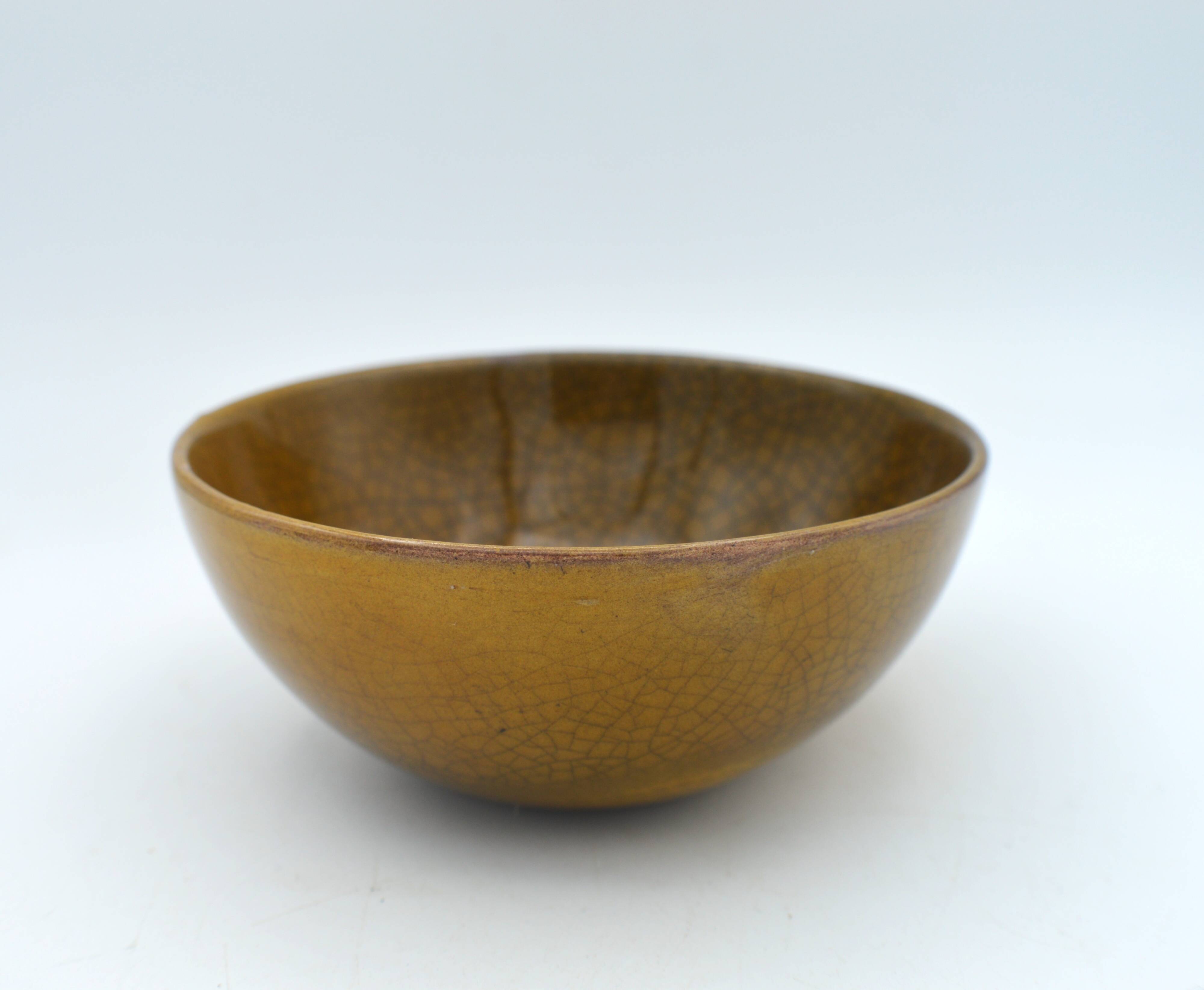 Ceramic bowl signed by Sophie Bidot