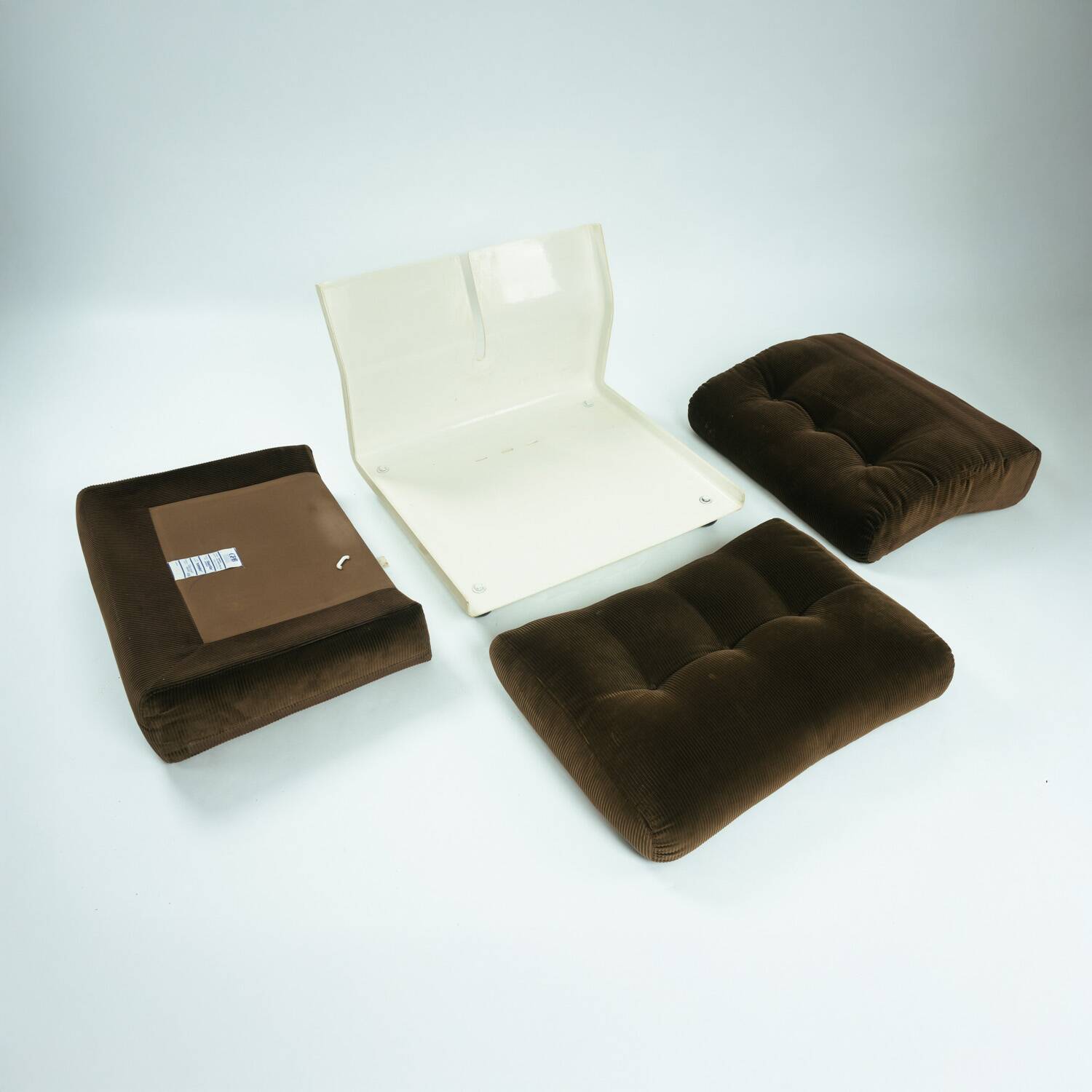 2 Mario Bellini for C&B Italia Modular 'Amanta' Seating Elements in Brown