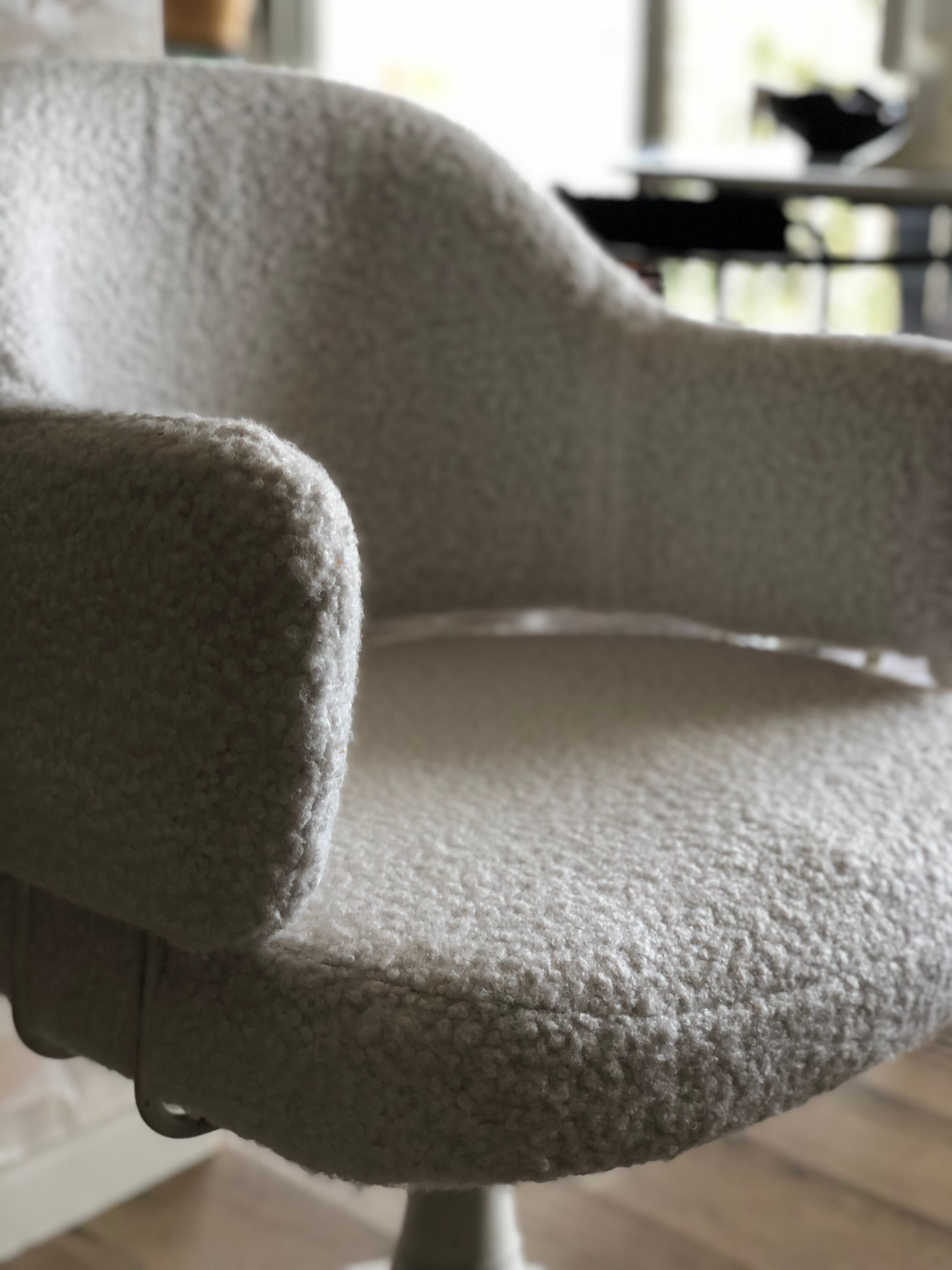 Chair 1970s tulip foot