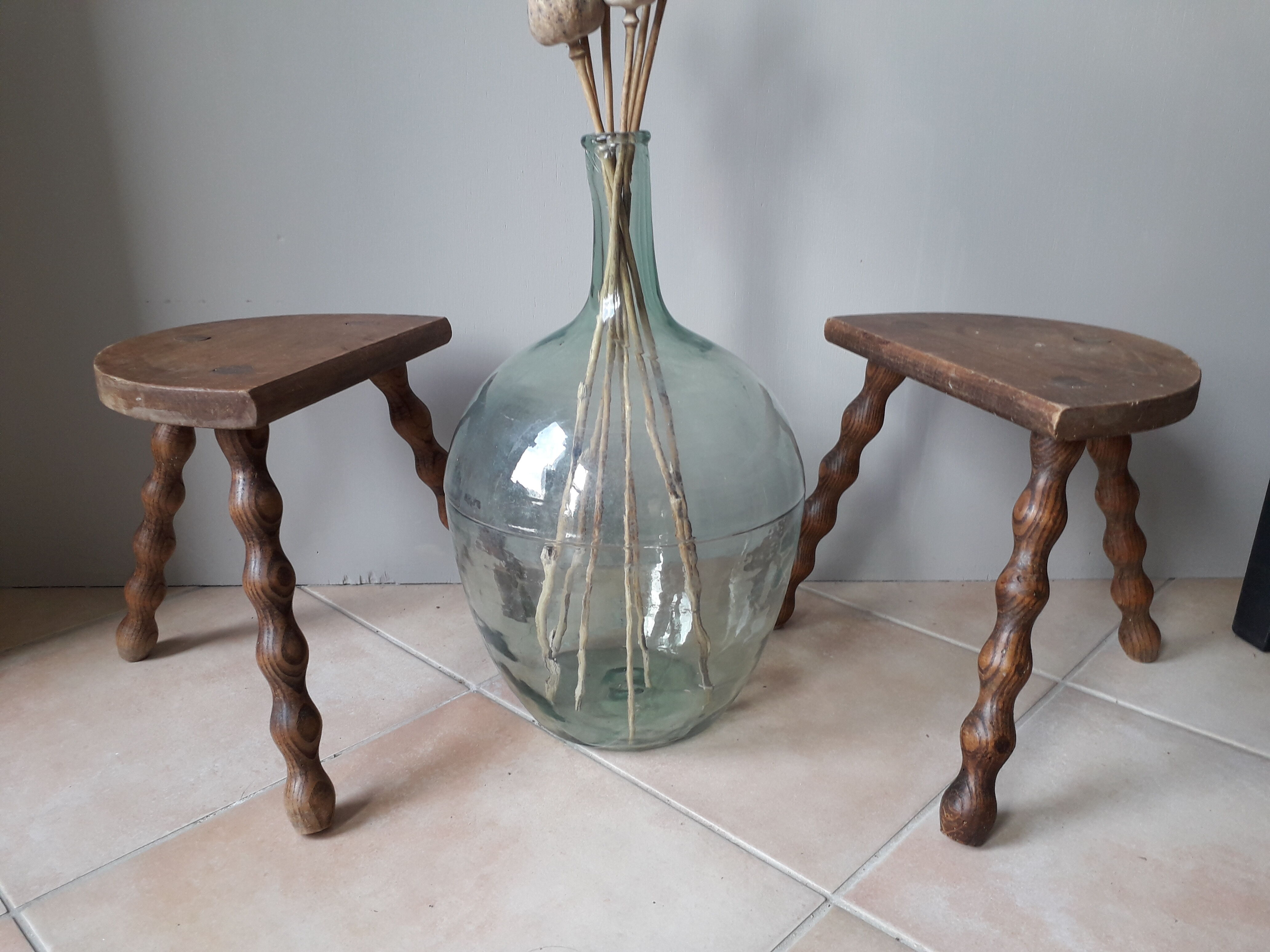 Duo wooden tripod stools