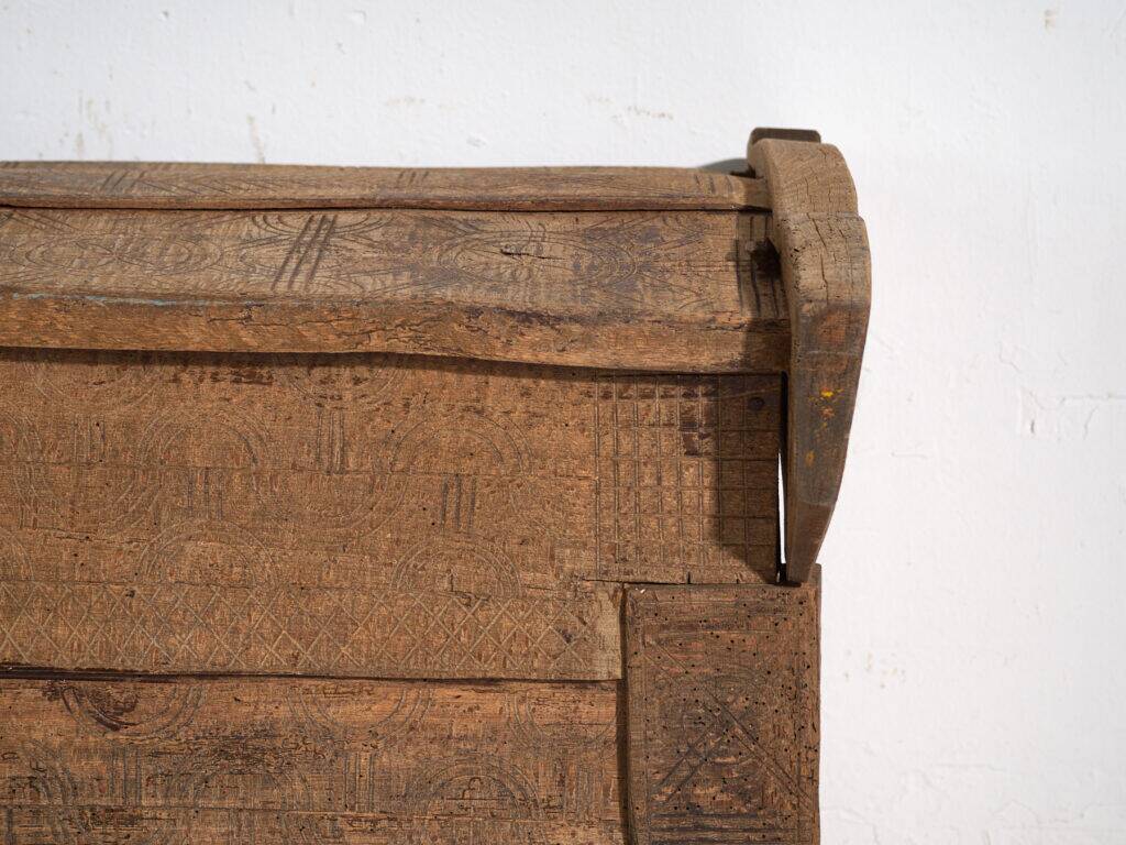 Ancient primitive wooden chest – Transylvania, around 1850