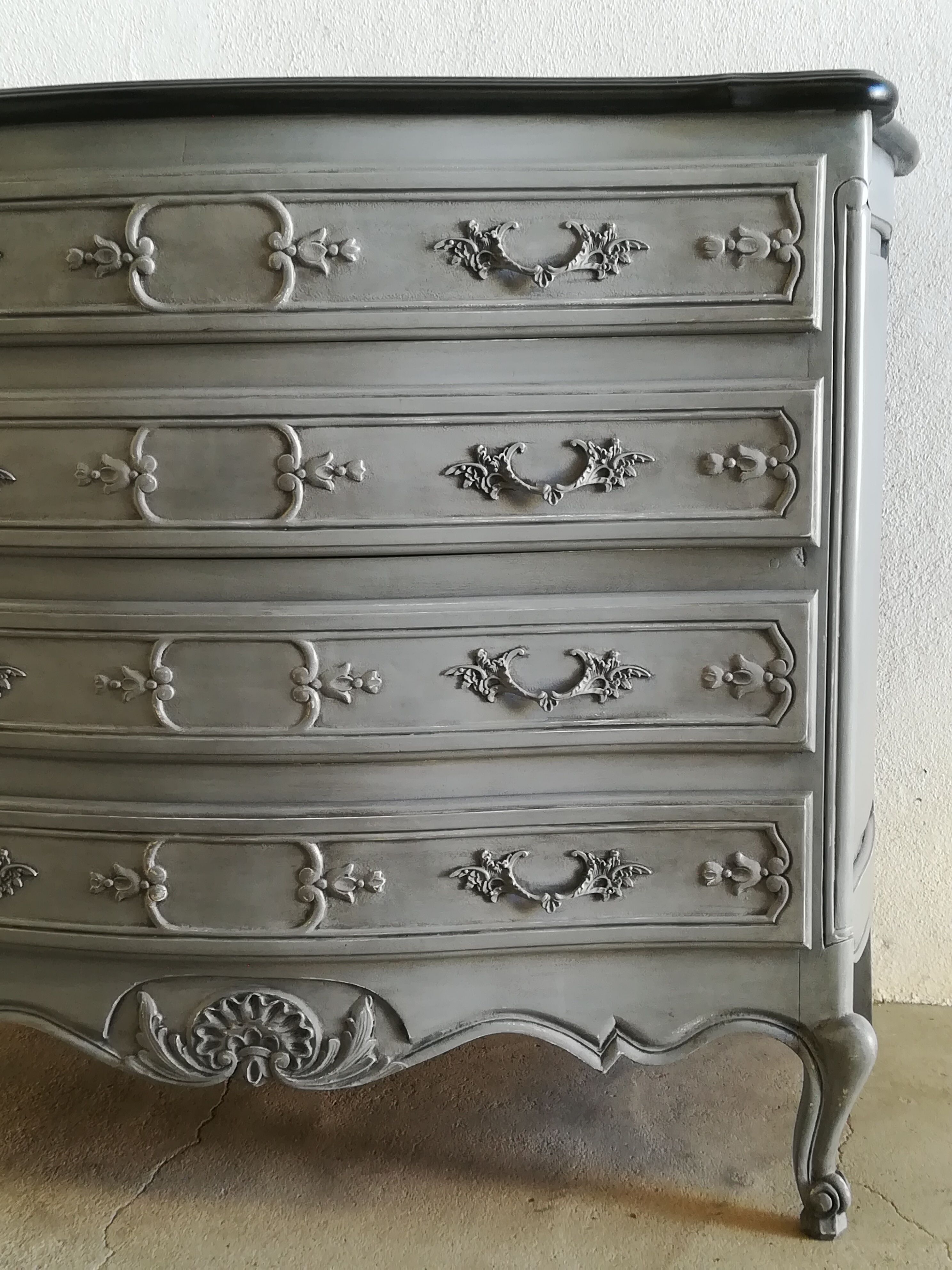 Louis XV style dresser