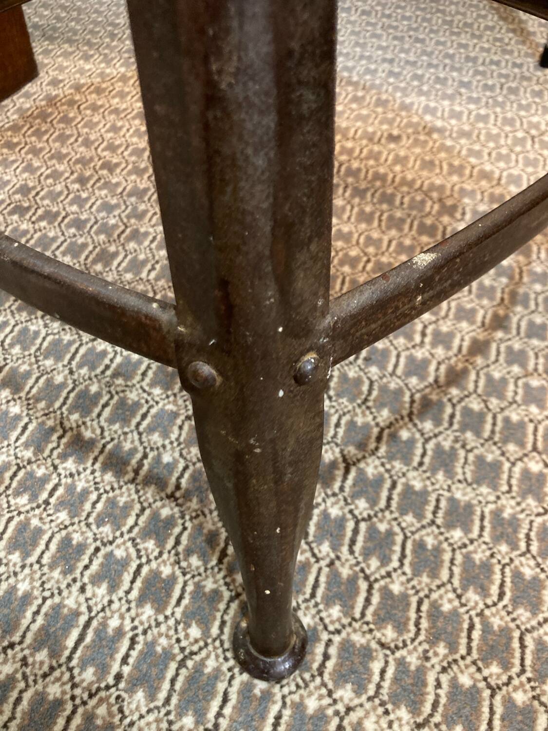 Tabouret d’atelier métallique Nicolle