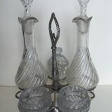 Servant oiler, vinegar maker, mustard and saltier