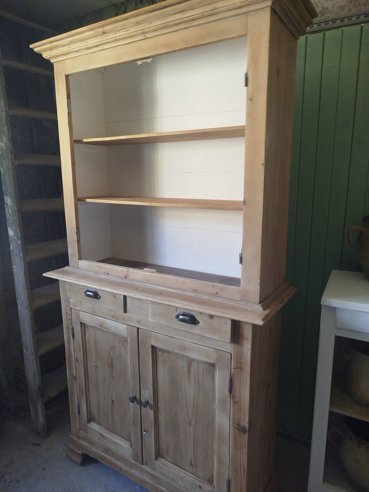 Buffet 2 renovated bodies