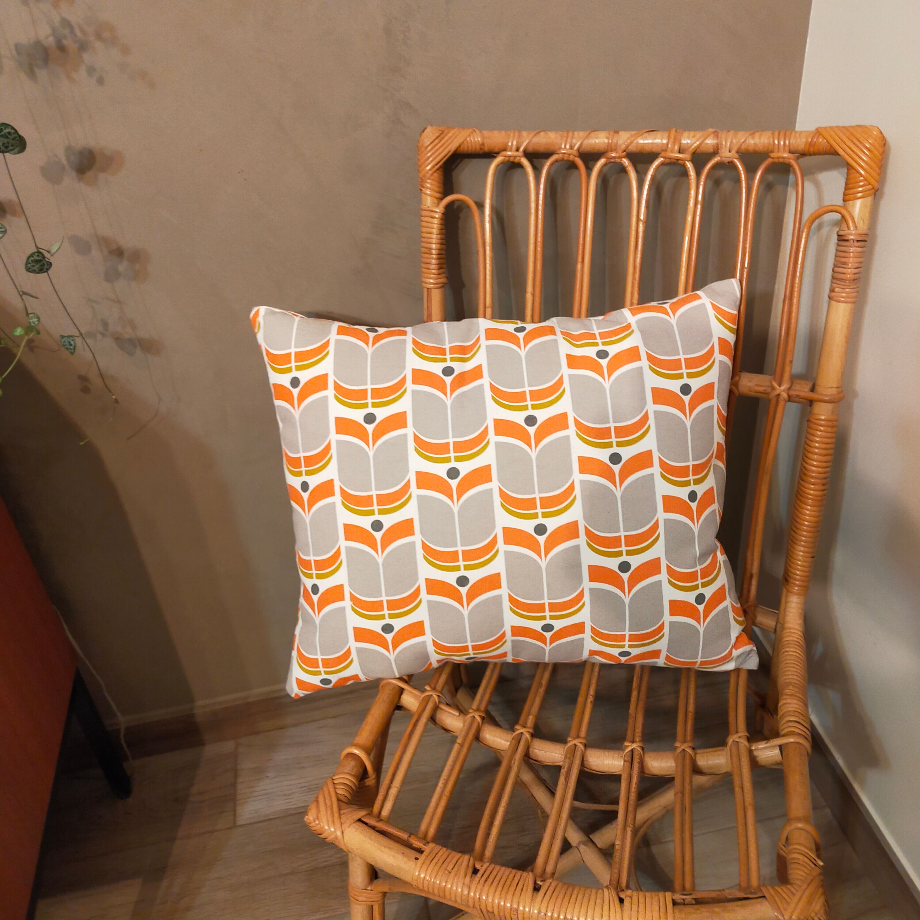 Coussin tissu années 70