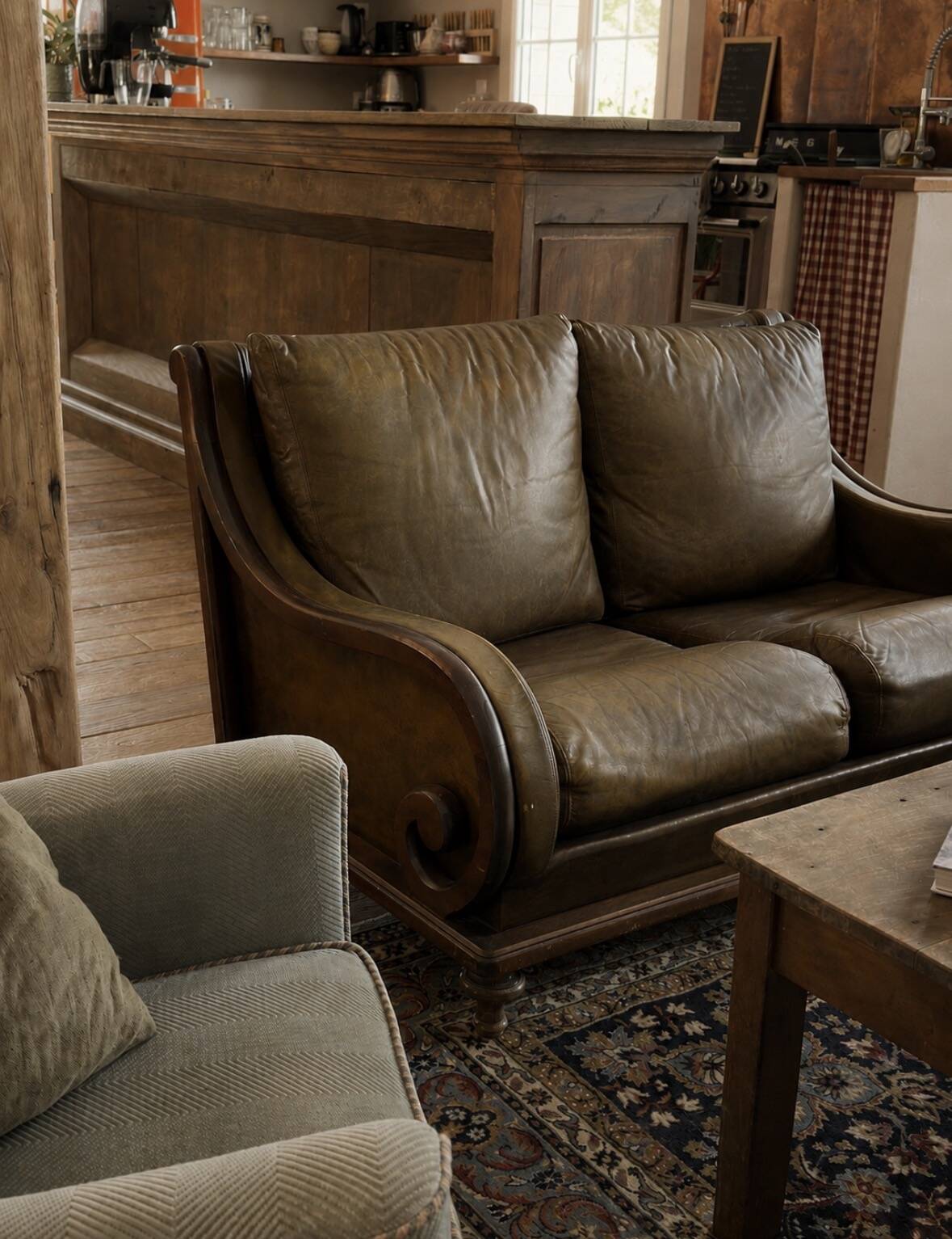Pair of vintage cognac leather armchairs & solid wood – club/lounge style