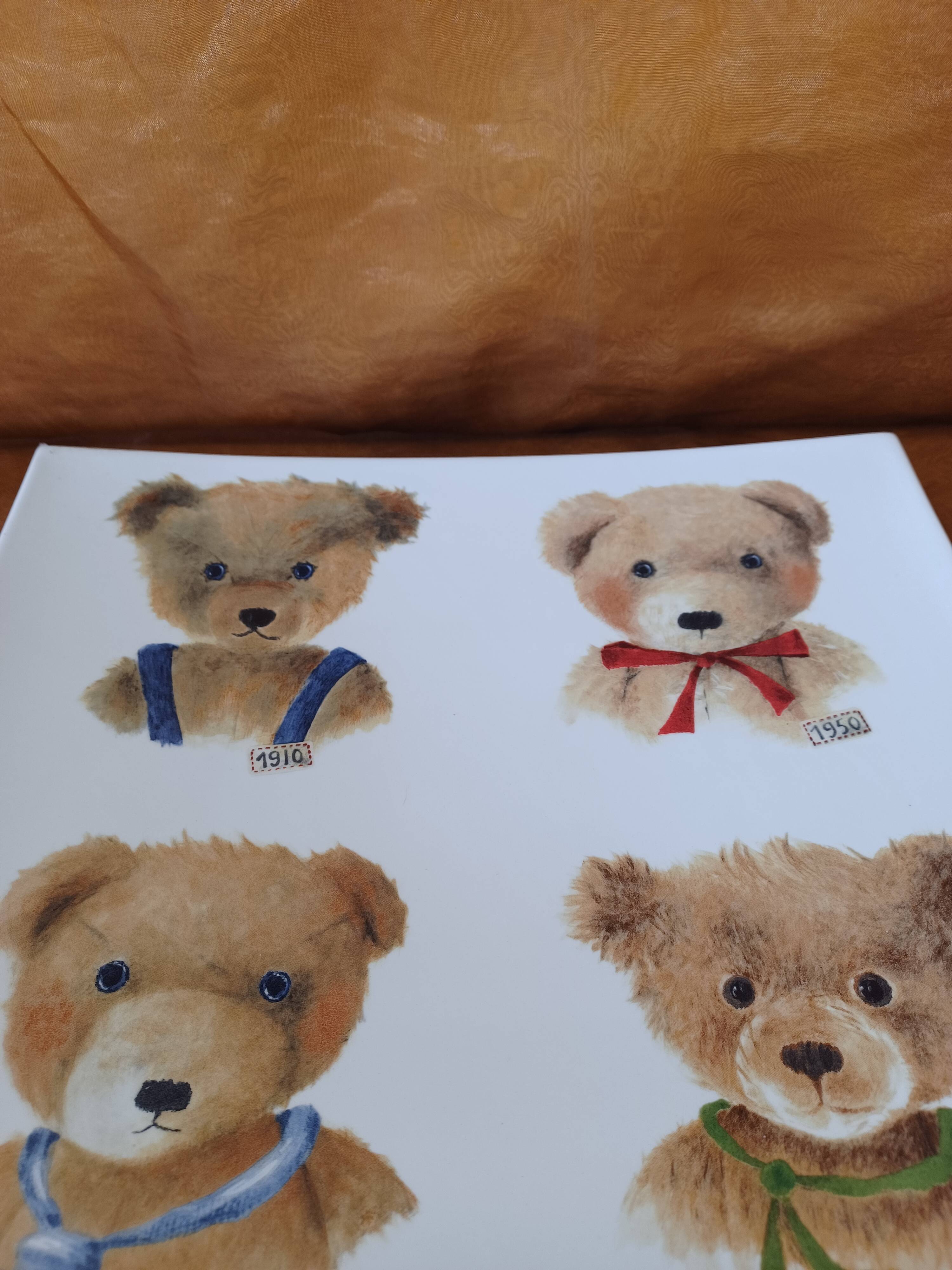 Gien bear cake dish.