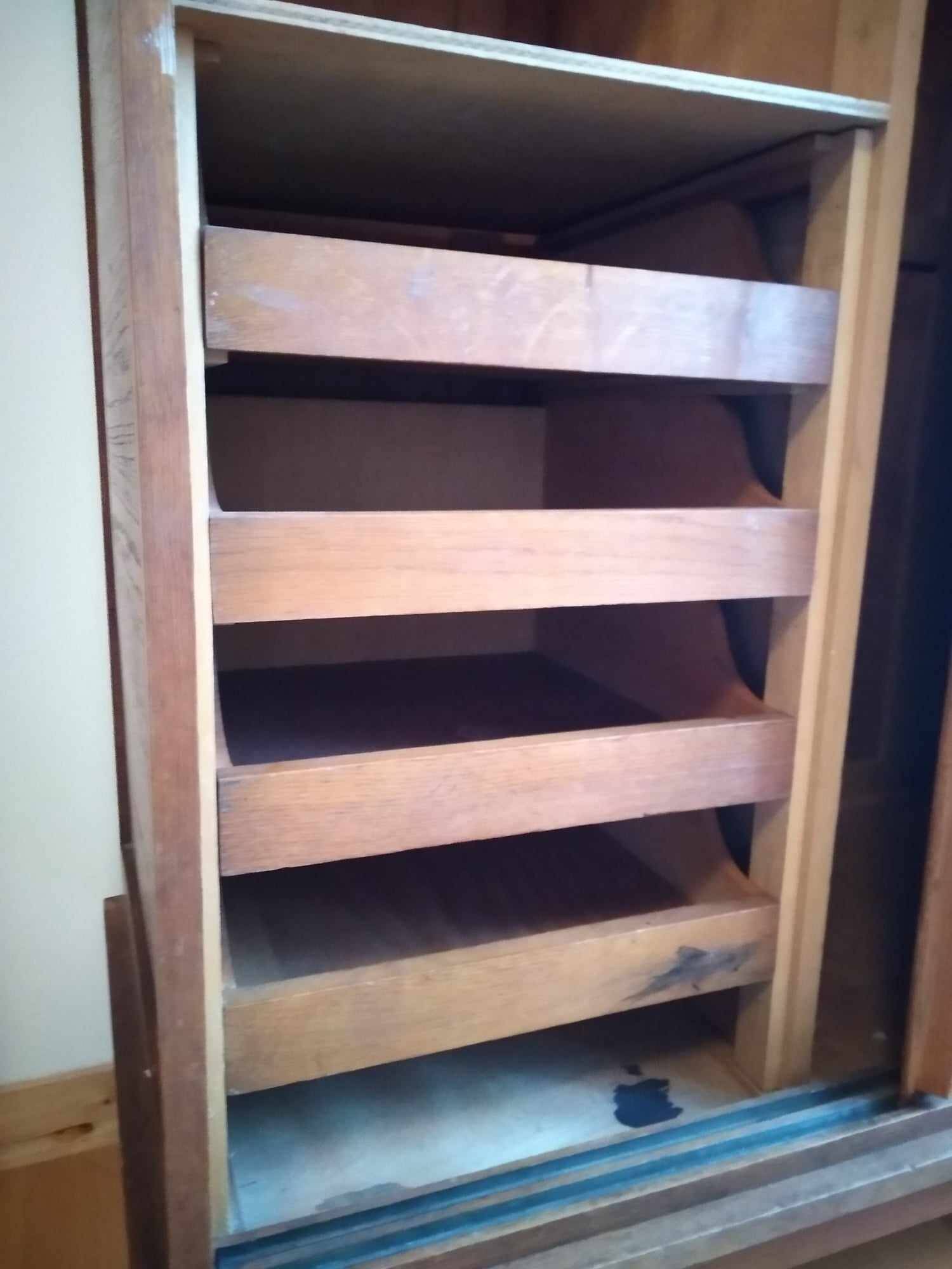 70s wardrobe with sliding doors