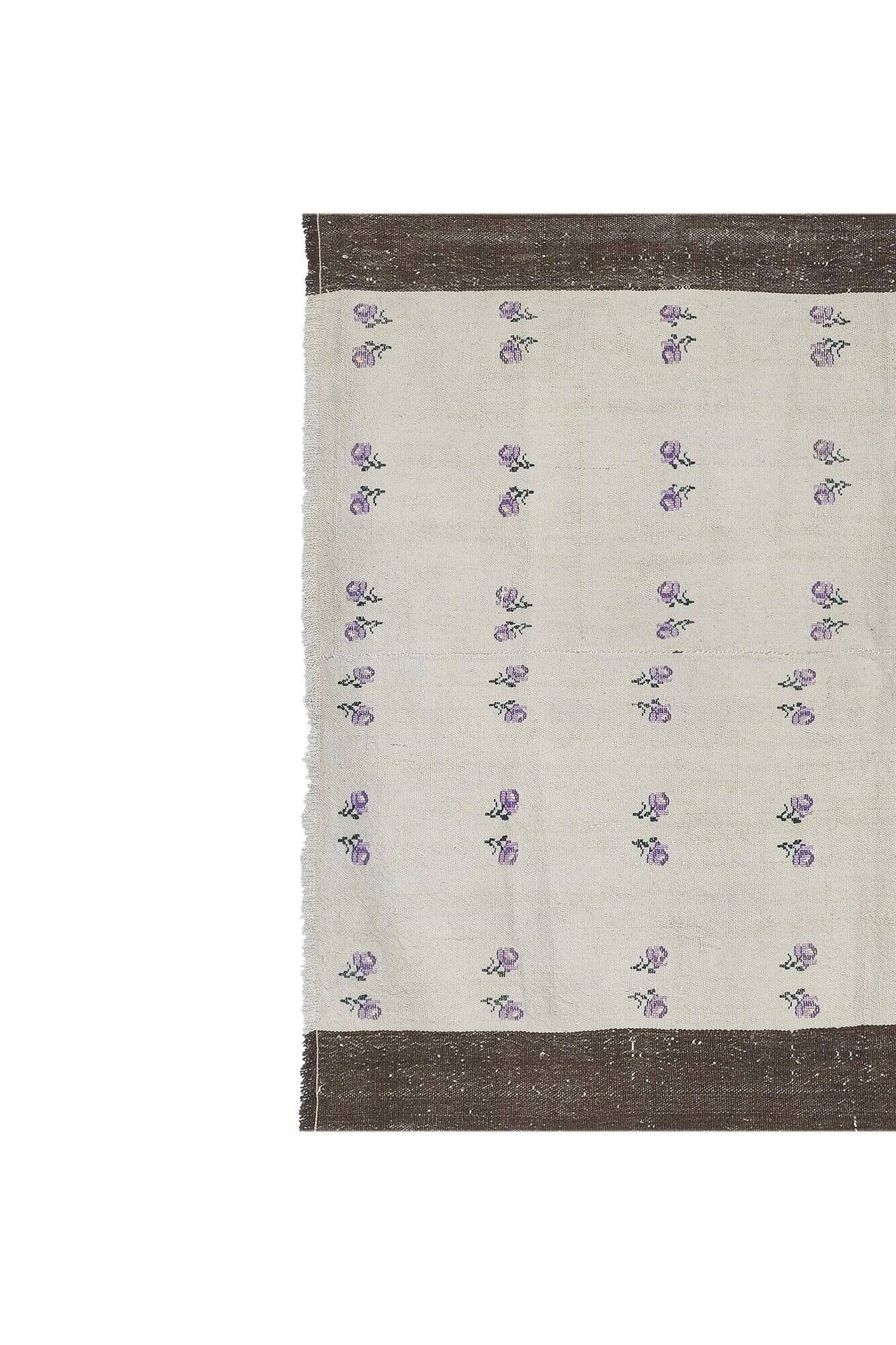 Vintage Turkish kilim, handwoven, 119x162 cm.