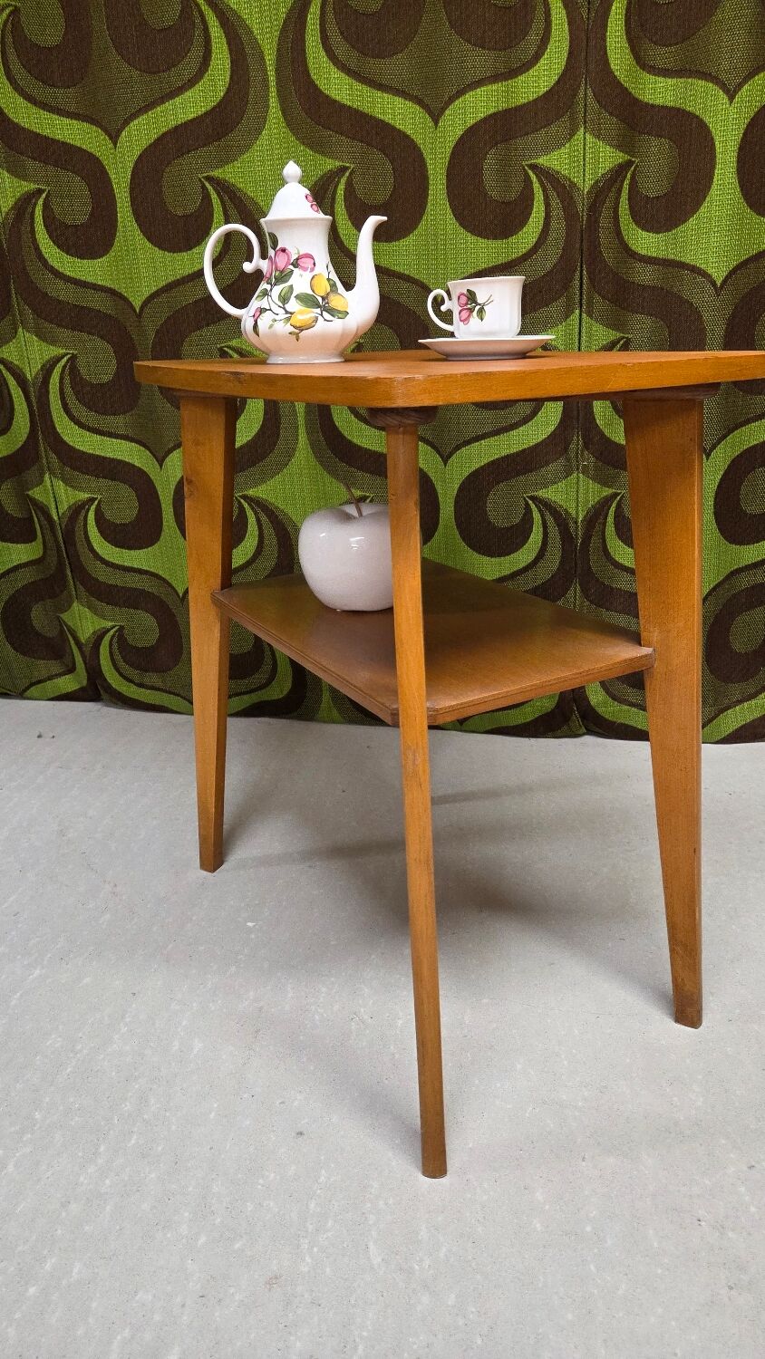 Petite table d'appoint 1970 vintage