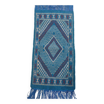 Tapis mergoum bleu fait main en laine naturelle