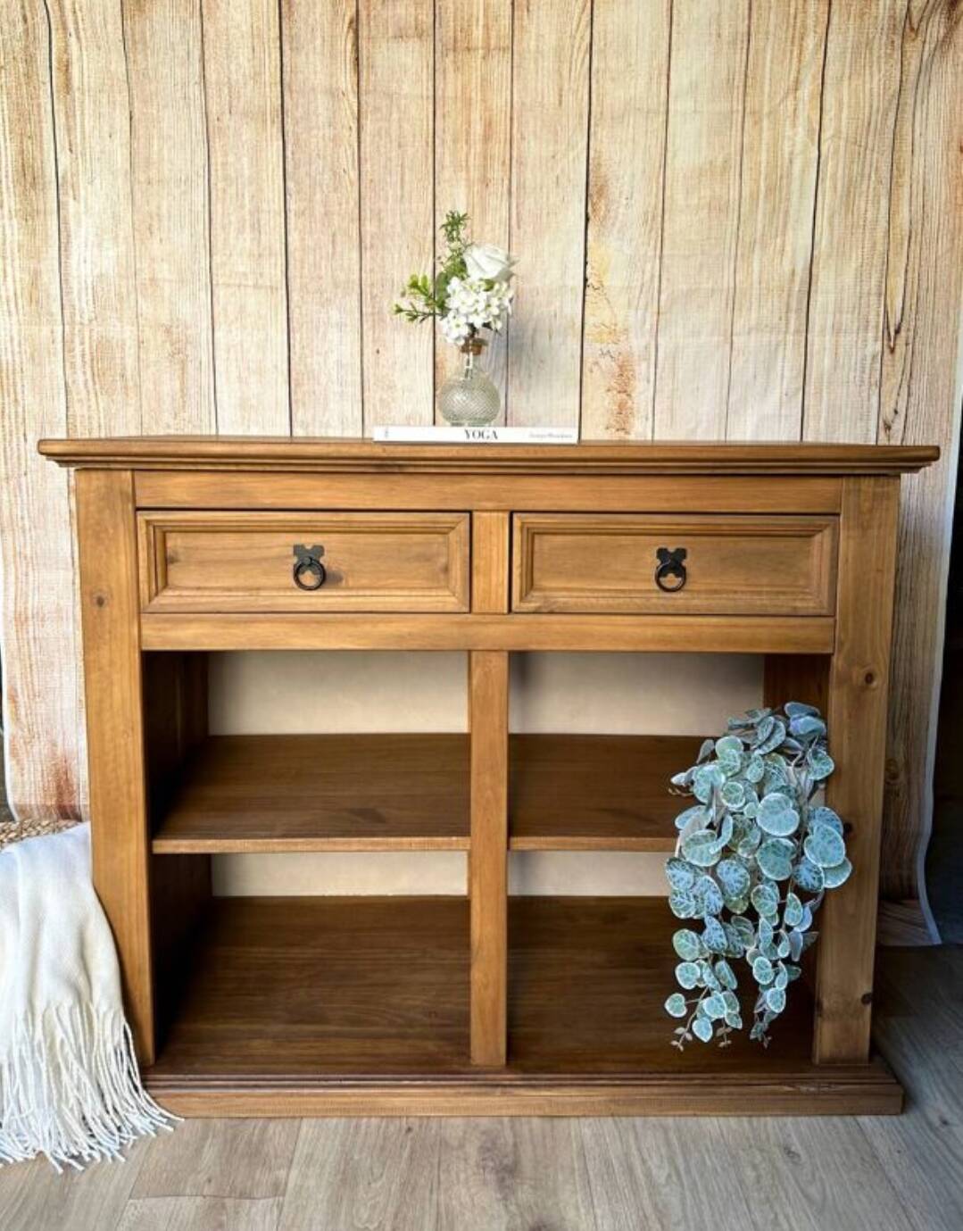 Solid wood sideboard