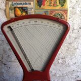 Vintage red Testut grocer's balance