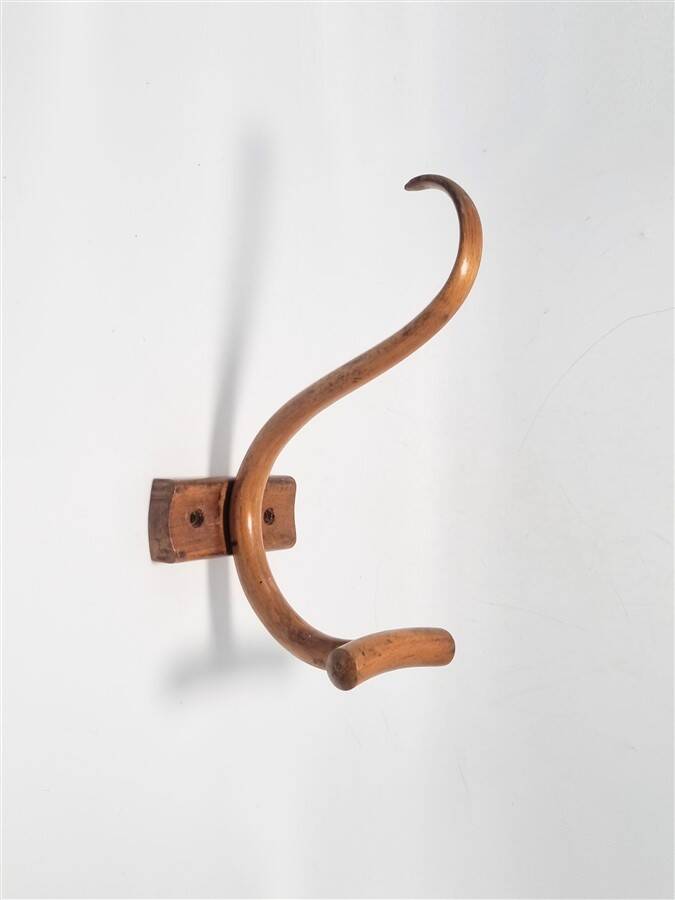Curved wooden coat hook