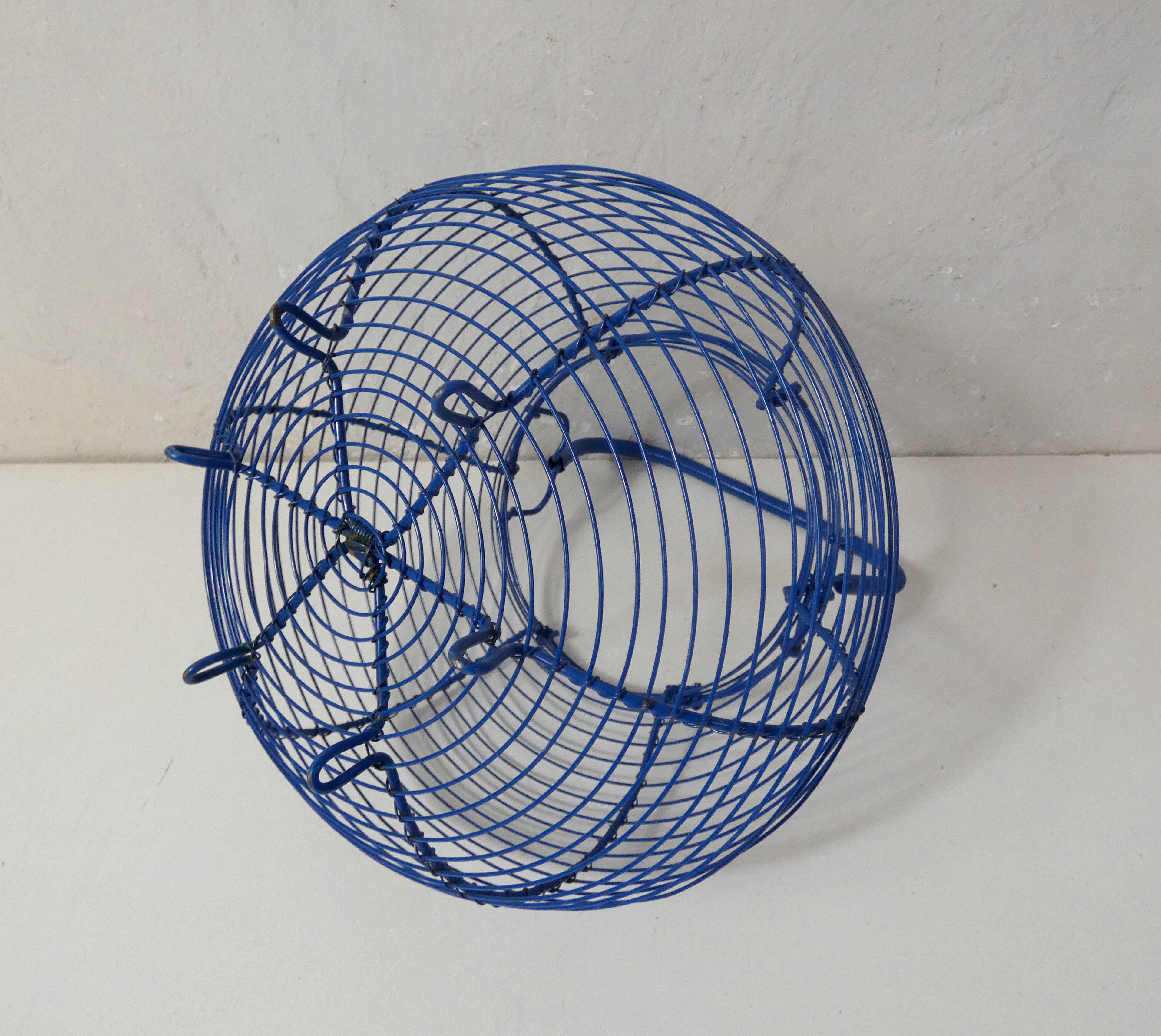 Vintage salad basket