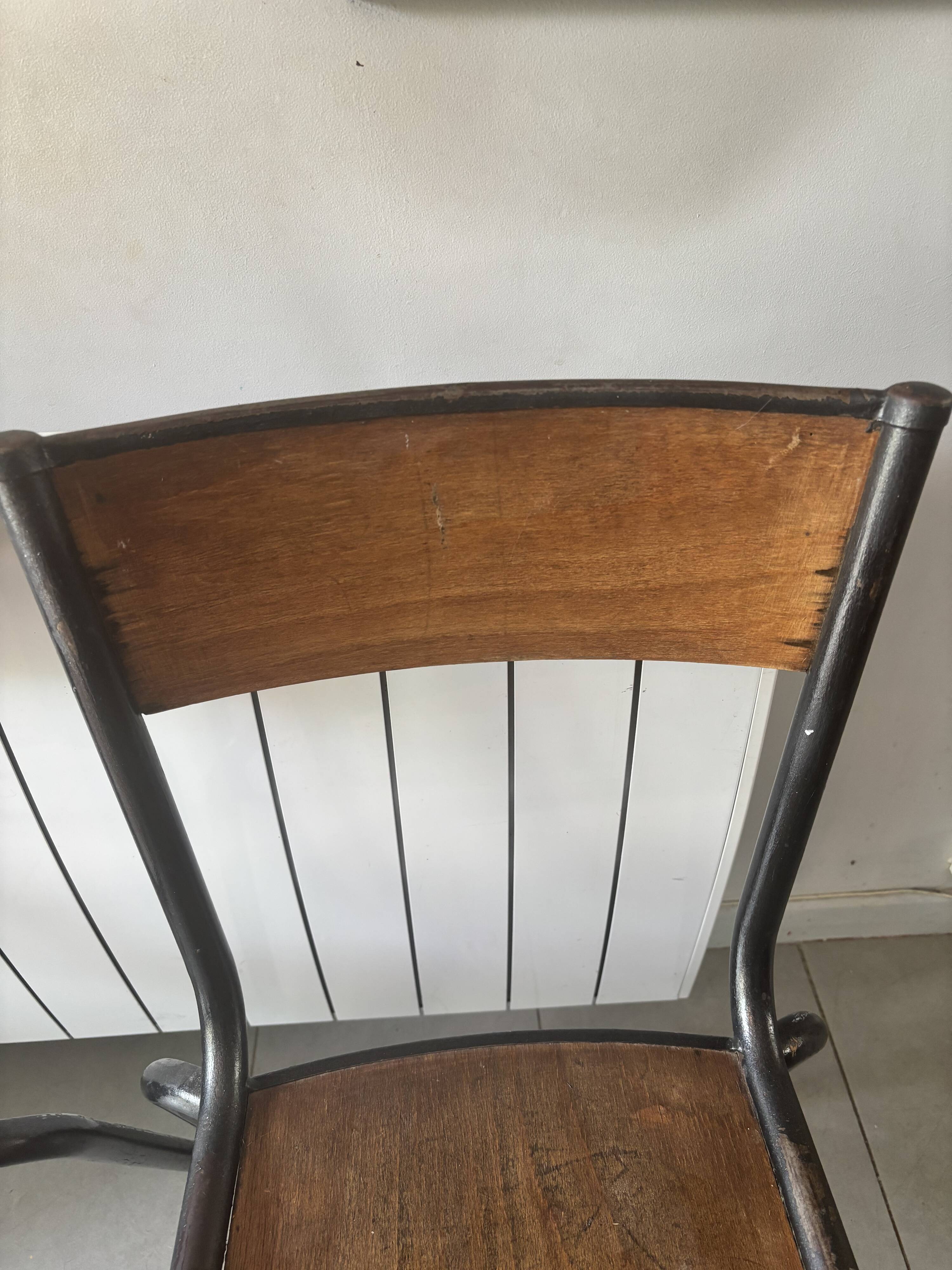 Set of 4 authentic vintage MULLCA school chairs