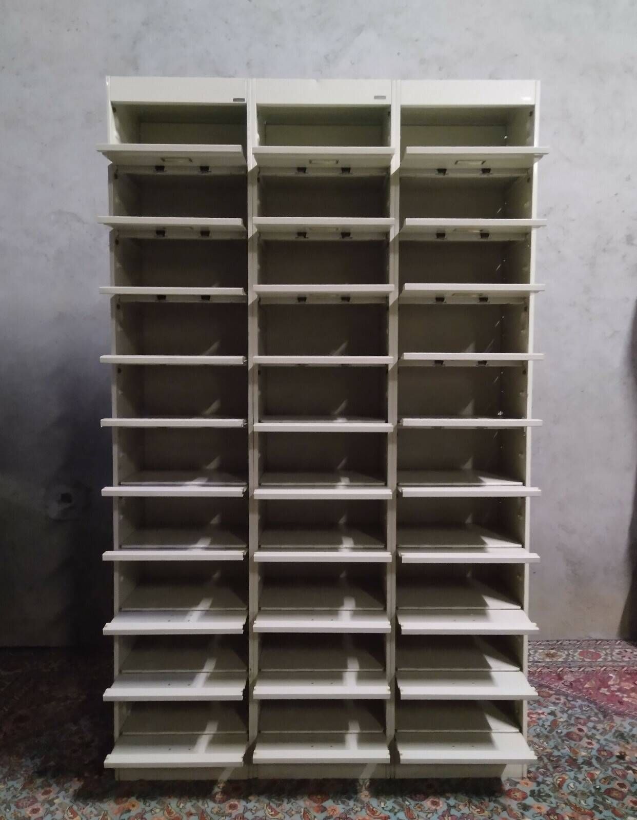 Industrial metal locker cabinet ATAL