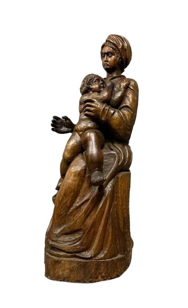 French School of the 17th century: a very large sculpture depicting a maternity.