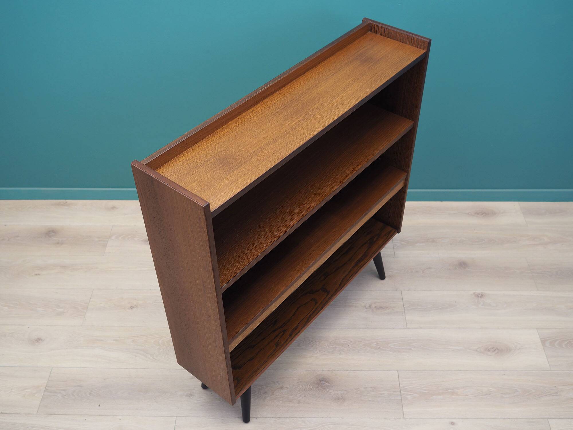 Oak bookcase, Danish design, 1970s, production: Denmark