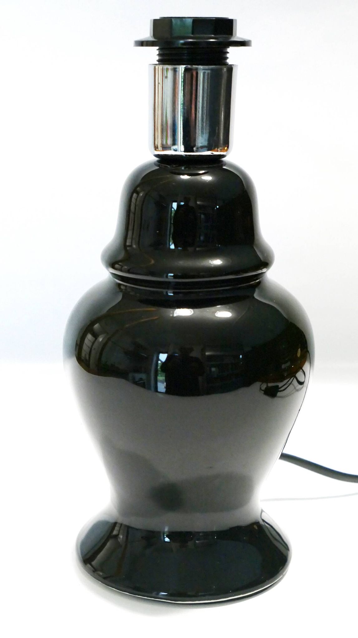 Elegant little vintage lamp base in black ceramic
