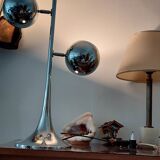 Space age eyeball lamp