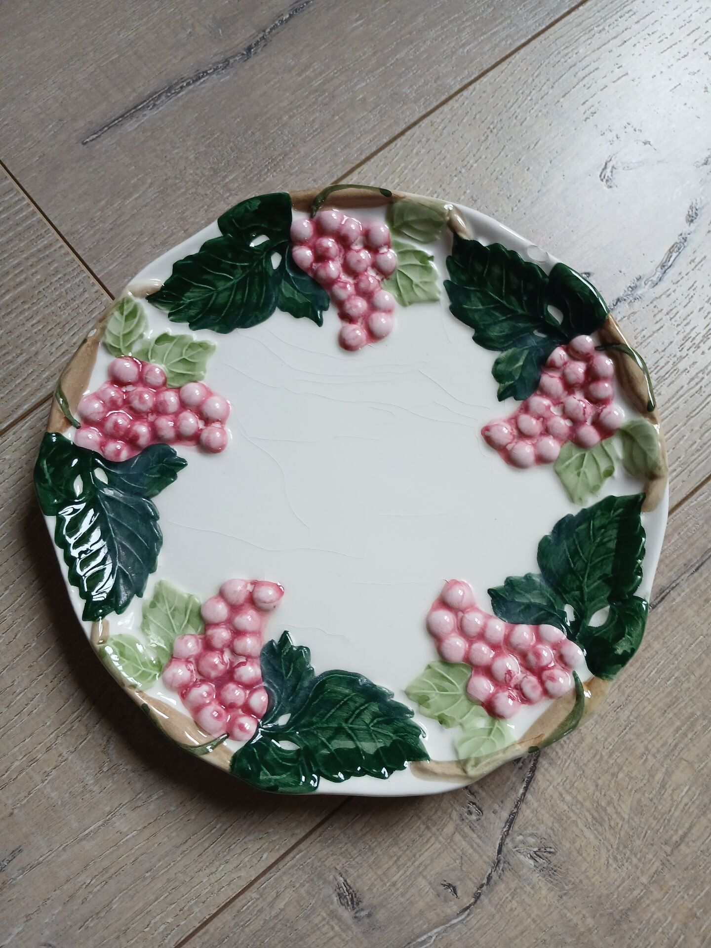 3 mismatched vintage dinner plates