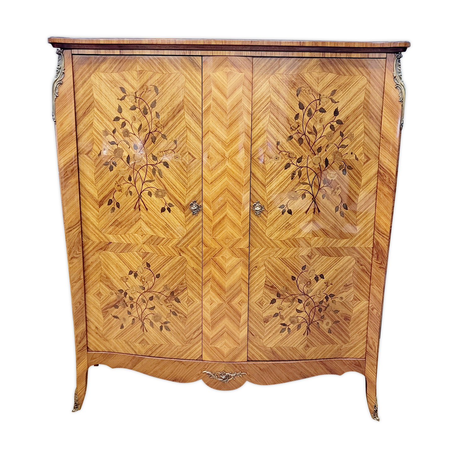 Rosewood cabinet