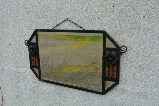 Bevelled mirror in wrought iron 92x48cm